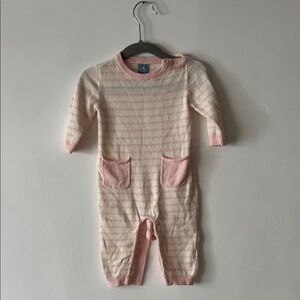 GAP Soft Pink and Cream Striped Onesie 100% cotton size 3-6 months
